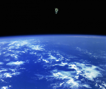 Spatiul cosmic, fotografiat de astronautii NASA