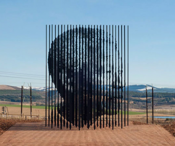 50 de gratii pentru Nelson Mandela