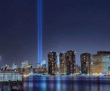 In memoriam luminos pentru 11 septembrie