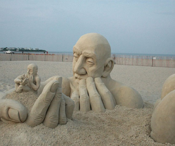 Infinity, o noua sculptura din nisip de Carl Jara