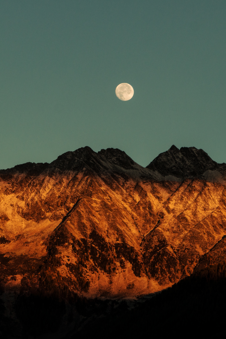 Cele mai frumoase ipostaze ale lunii, in poze superbe - Poza 11