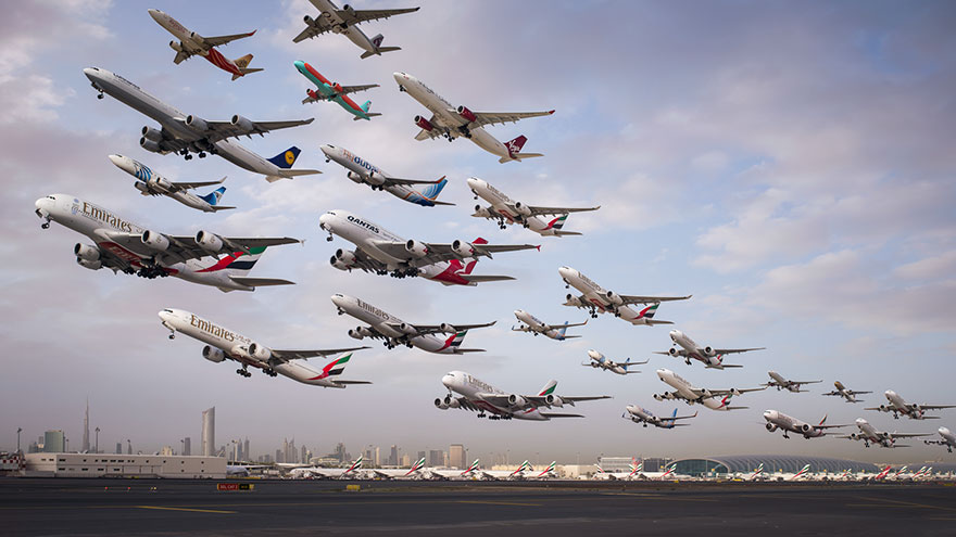 Portrete aeriene: Uimitorul zbor simultan al unor zeci de avioane - Poza 2