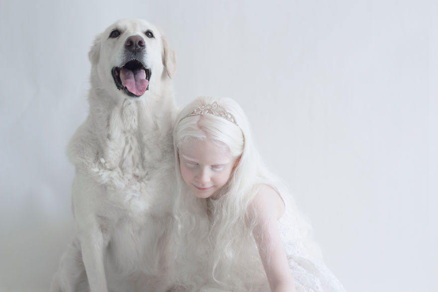 Frumusete de portelan: Splendoarea oamenilor albinosi - Poza 2