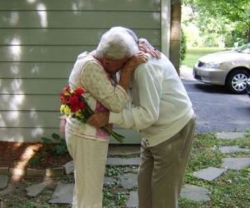 Iubire - Alzheimer: 1-0. Cu amintirile rapite de boala, inima lui a ra