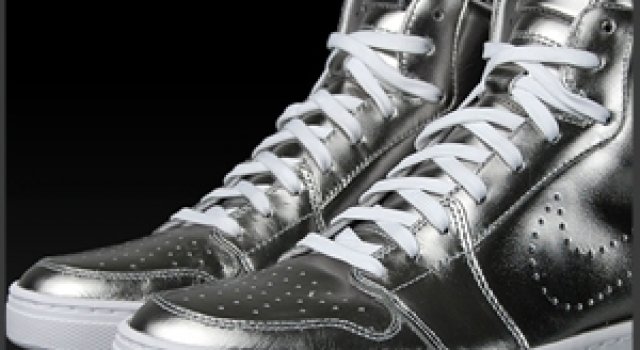 Nike Air Royal Mid Premium