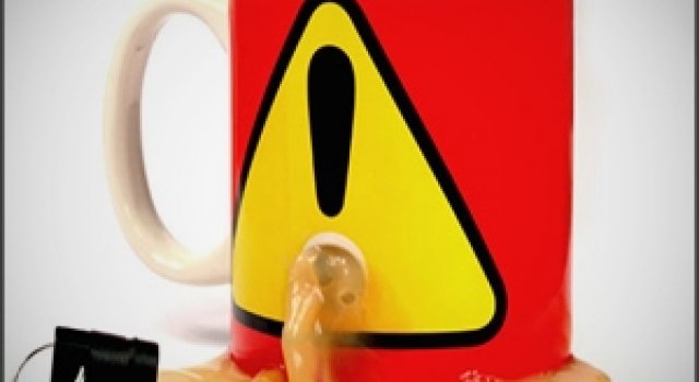 Plug Mug: Cana cu antifurt