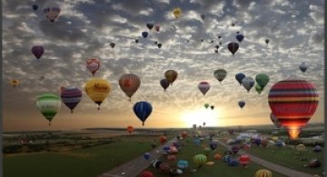 Poze captivante: 329 de baloane