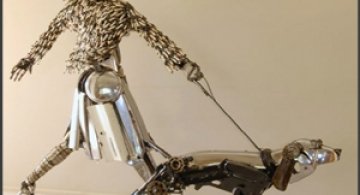 Sculpturi din piese de masini vechi
