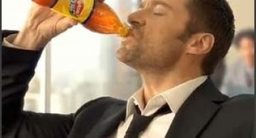 Noua reclama Lipton Ice Tea cu Hugh Jackman