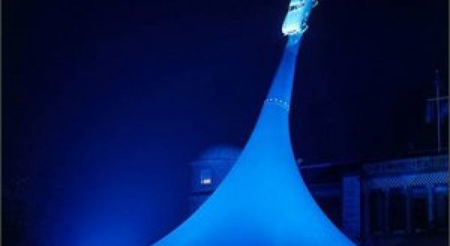 Sculpturi cu masini de Gerry Judah