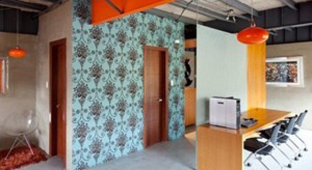 Sediu cu buget mic, dupa posibilitati, de Arquitectura X