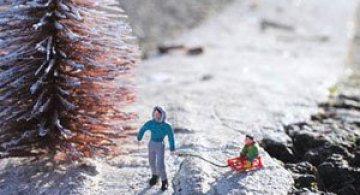 Atentie unde calci! Slinkachu invadeaza Londra