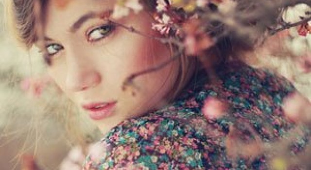 Femeile altfel, de Alexandra Sophie