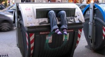 Soc si groaza la Roma: Sculpturi vii de Mark Jenkins