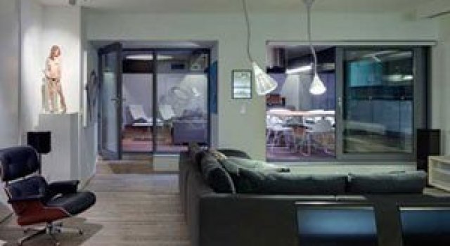 Penthouse inundat de lumina la Bratislava