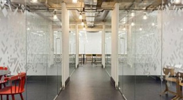 La joaca, la cursuri, la Campusul Google din Londra