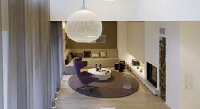 Duplex tipic feminin la Stuttgart