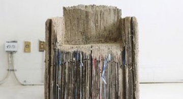 Eco-canapeaua din 127 de cutii de carton