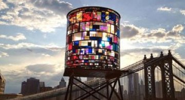 Turnul de apa cu vitralii din Brooklyn