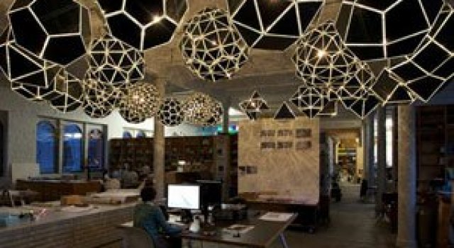 Poezie matematica luminoasa, de Olafur Eliasson