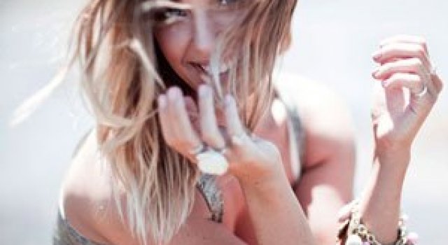 Julia Trotti, fotograf si povestitor