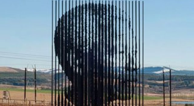 50 de gratii pentru Nelson Mandela