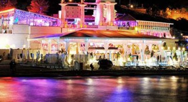 Luminile de iarna ale orasului Odessa