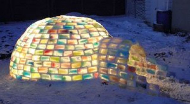 Iglu multicolor pentru mama-soacra