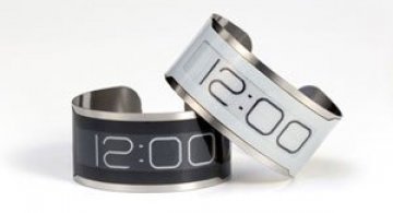 Cel mai subtire ceas din lume: CST-01