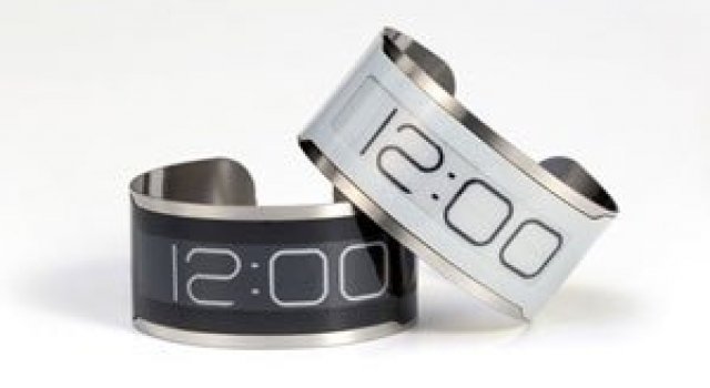 Cel mai subtire ceas din lume: CST-01