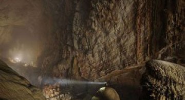 Cea mai mare pestera din lume: Son Doong, Vietnam