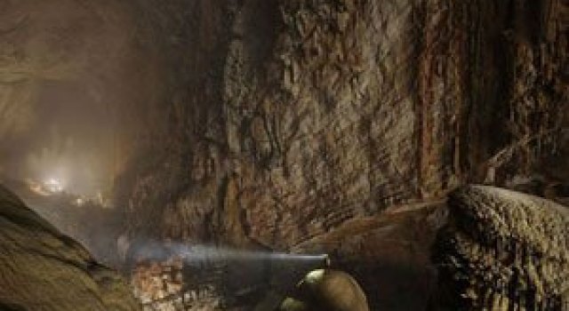 Cea mai mare pestera din lume: Son Doong, Vietnam