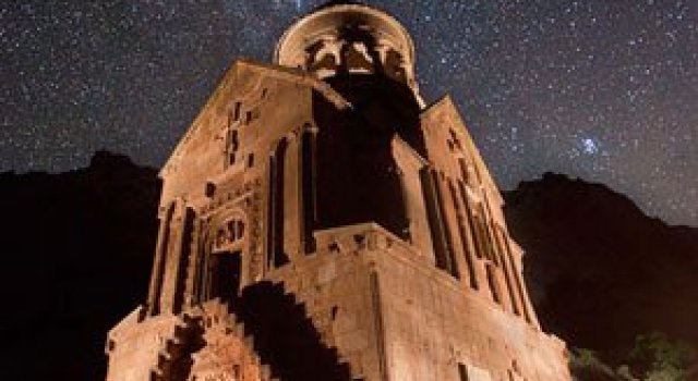 Nopti de basm in Armenia, fotografiate de Suren Manvelyan