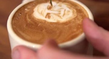 Arta intr-o cana de cafea, de Mike Breach