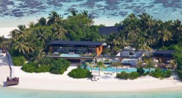 Cum arata o statiune privata din Insulele Maldive?