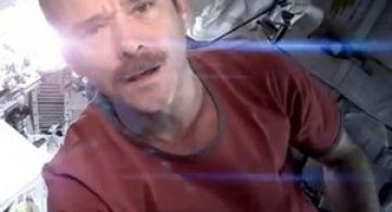 Video: Astronautul care canta din spatiu