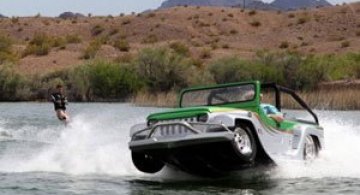Cel mai rapid vehicul amfibie: Watercar Panther