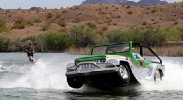 Cel mai rapid vehicul amfibie: Watercar Panther
