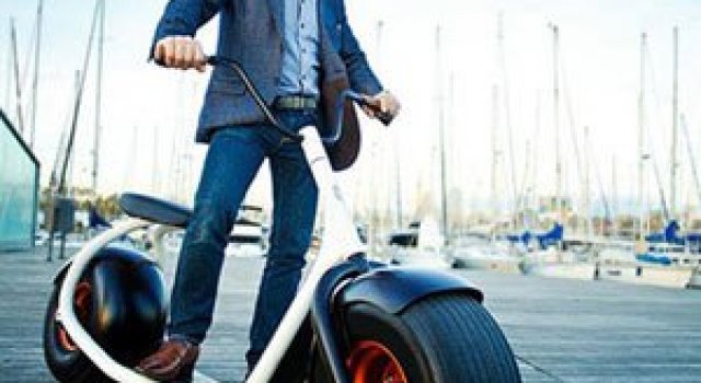 Scuterul Scrooser va revolutiona transportul urban
