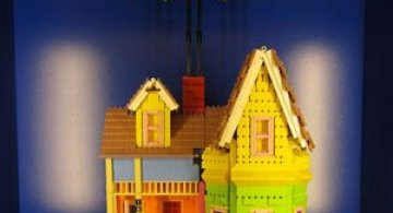 Casa din filmul Up din Lego