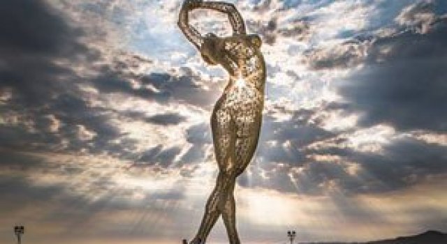 Superba sculptura de la Burning Man