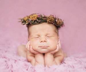 Bebelusi adorabili, fotografiati de Alicia Gould