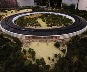 Visul lui Steve Jobs: Sediul Apple OZN
