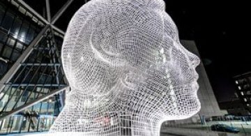 Fetita din Tara Minunilor, de Jaume Plensa