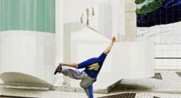 Cu fundu-n sus la Paris