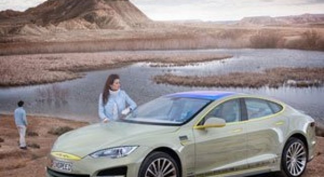Masina electrica fara sofer: Rinspeed XchangE