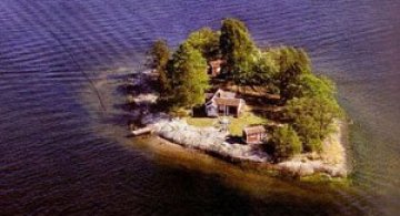 O insula privata, numai pentru artisti