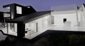 Nakahouse: O locuinta ultra-moderna in Hollywood Hills