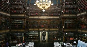 Superba Biblioteca Regala Portugheza de la Rio de Janeiro