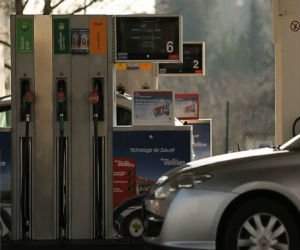 Viitorul suna bine: Motorina, obtinuta din apa si dioxid de carbon